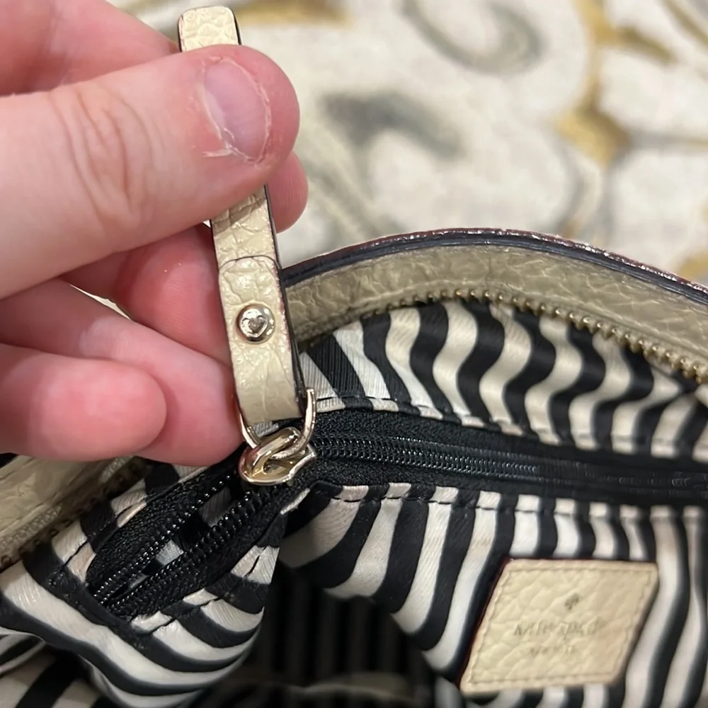 ♠️ kate spade crème black medium crossbody bag ♠️